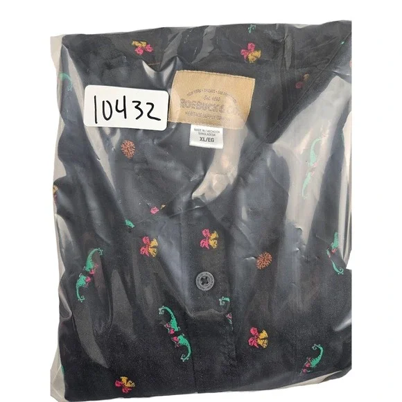 Roebuck Co Shirt Mens Size XL Black Christmas Elf Bells Button Up All Over Print - Picture 9 of 9